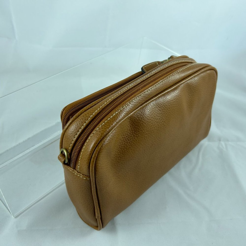 Pebbled Faux Leather Crossbody Bag and Clutch - Picture 5 of 14